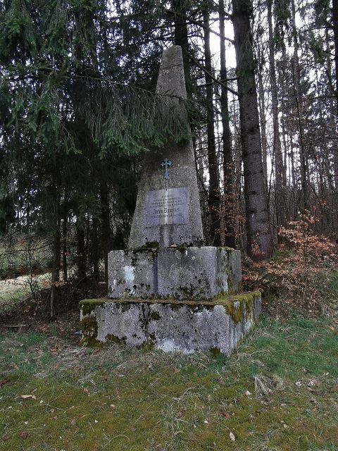 Pamätný kameň