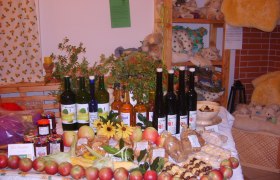 Farm store at the K&ouml;lbel organic sheep farm, &copy; K&ouml;lbel