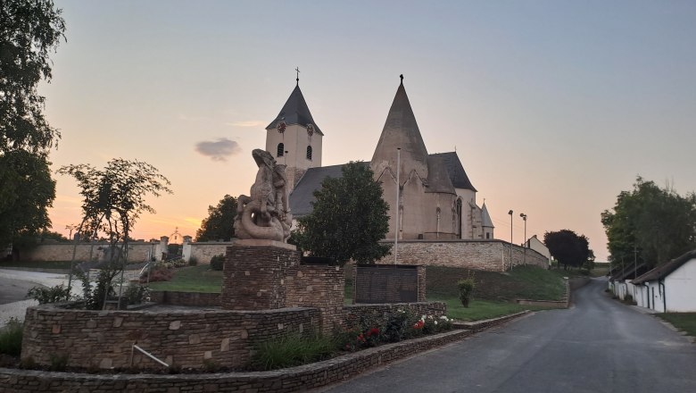 Cyclist's rest, &copy; Christian Falkinger