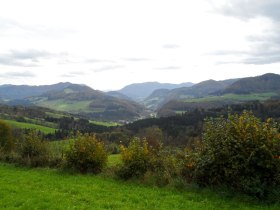 Sch&ouml;ner Blick nach S&uuml;den, &copy; Mostviertel - O&Ouml; Mariazellerweg