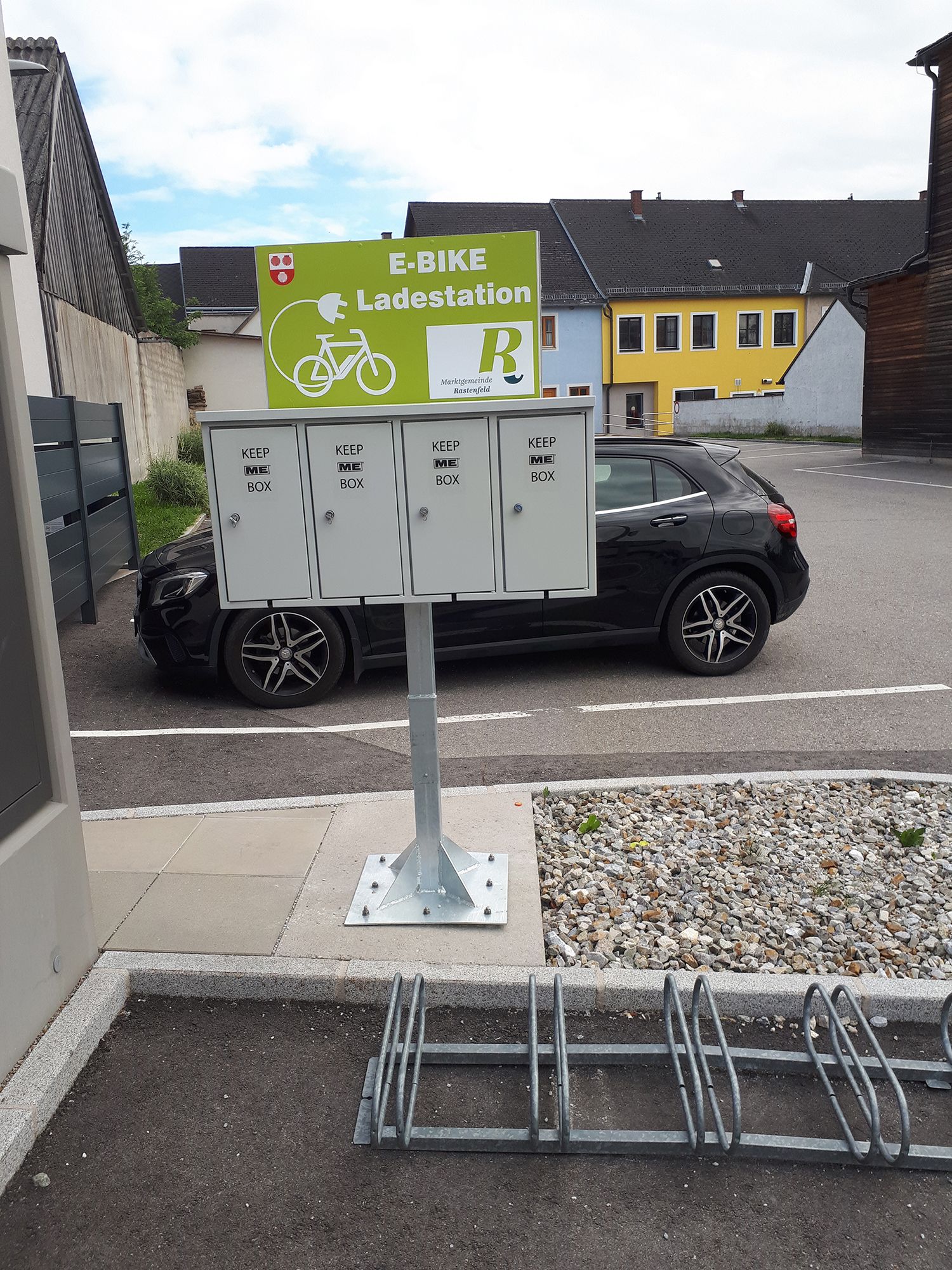 Nabíjacia stanica pre e-bicykle Rastenfeld