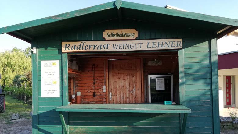 Radler-Raststation, &copy; Cornelia Winkler