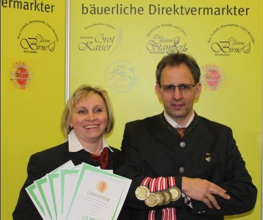 Wagram honey, &copy; Wagramhonig