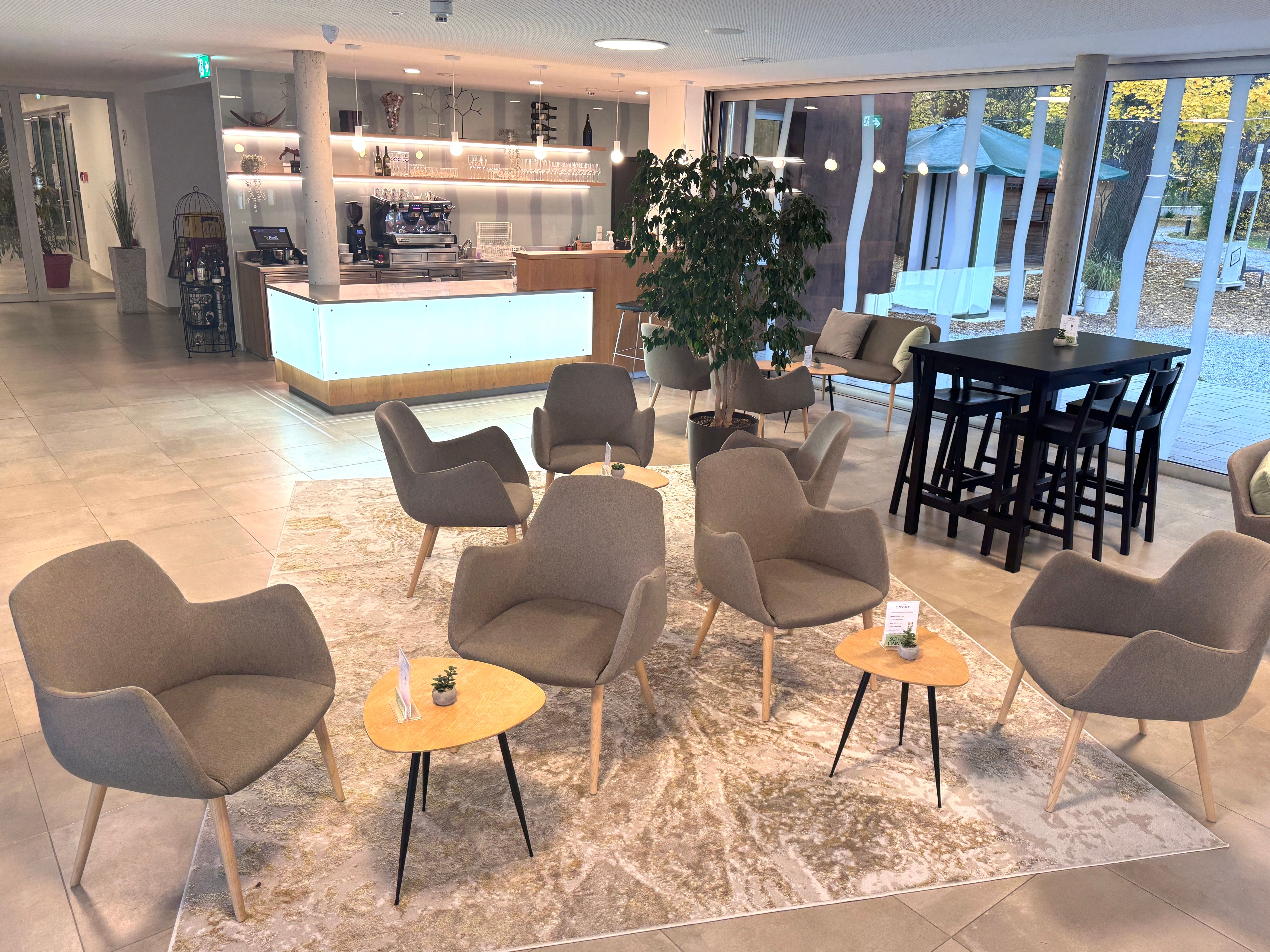 Lobby bar v hoteli Schloss Haindorf