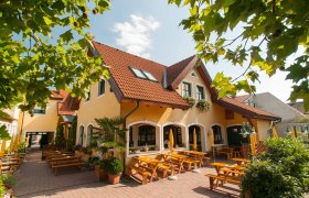 Mold maker, &copy; Baumgartner J.