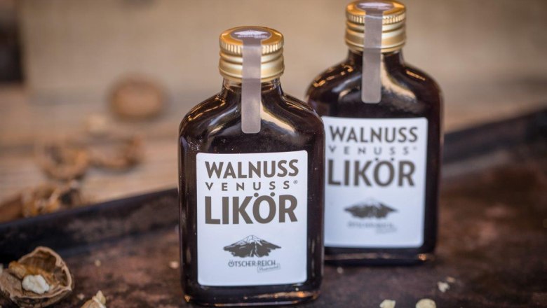 High quality: the walnut liqueur from Venuss, &copy; schwarz-koenig.at