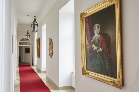 Prenocovanie za majestátnymi múrmi na zámku Schloss Horn, © Lichtstark