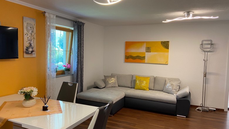 Kitchen-living room with pull-out couch, &copy; Wiener Alpen