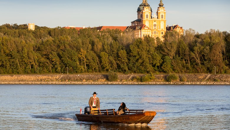 Naufahrt &copy; Lachlan Blair, &copy; Lachlan Blair