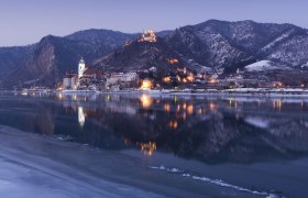 Romantická zimná krajina s výhľadom na Dürnstein, © Donau Niederösterreich / Lachlan Blair