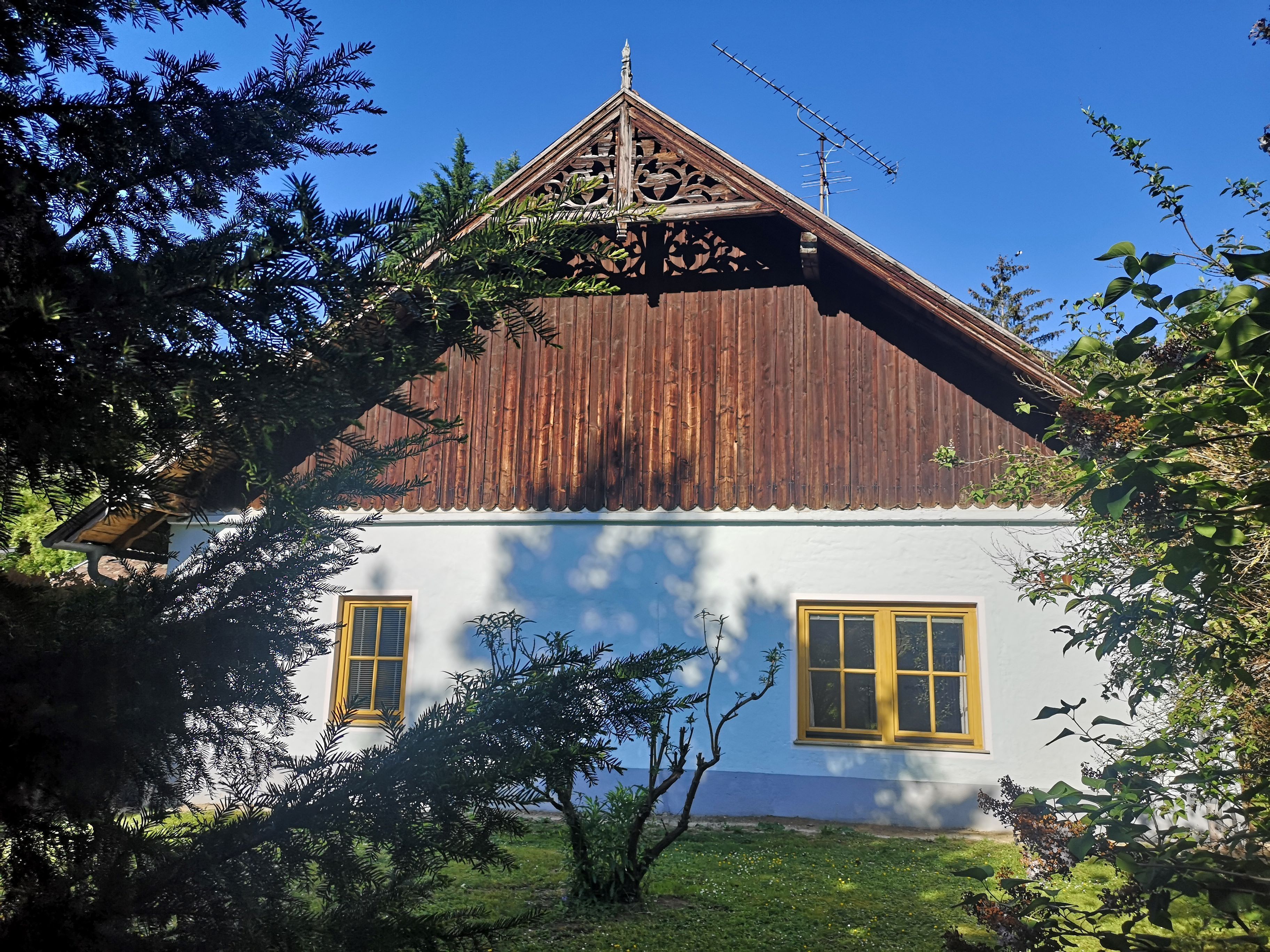 Pohľad na záhradu domu