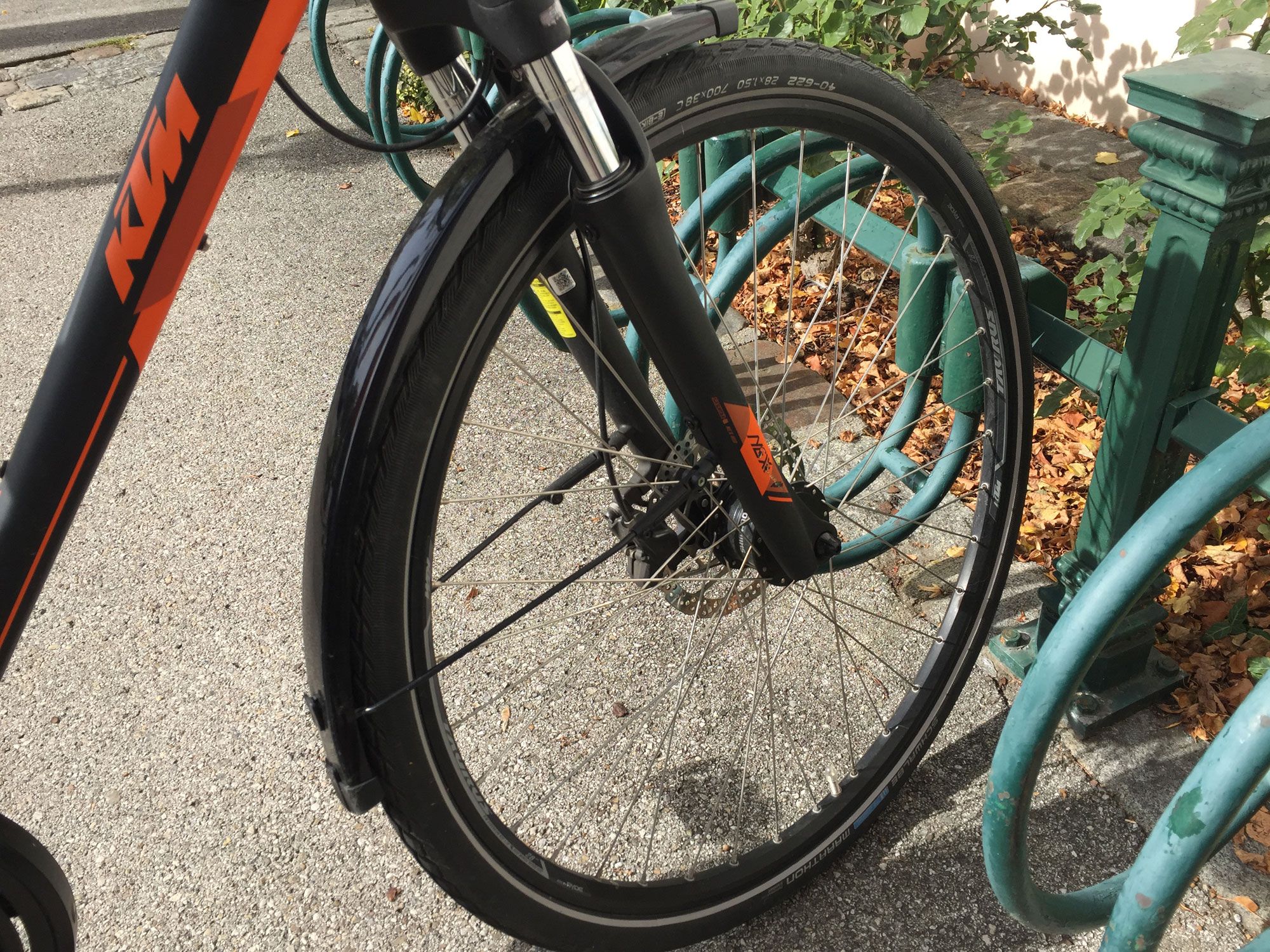 Oprava bicykla na Dunajskej cyklotrase v Greifensteine