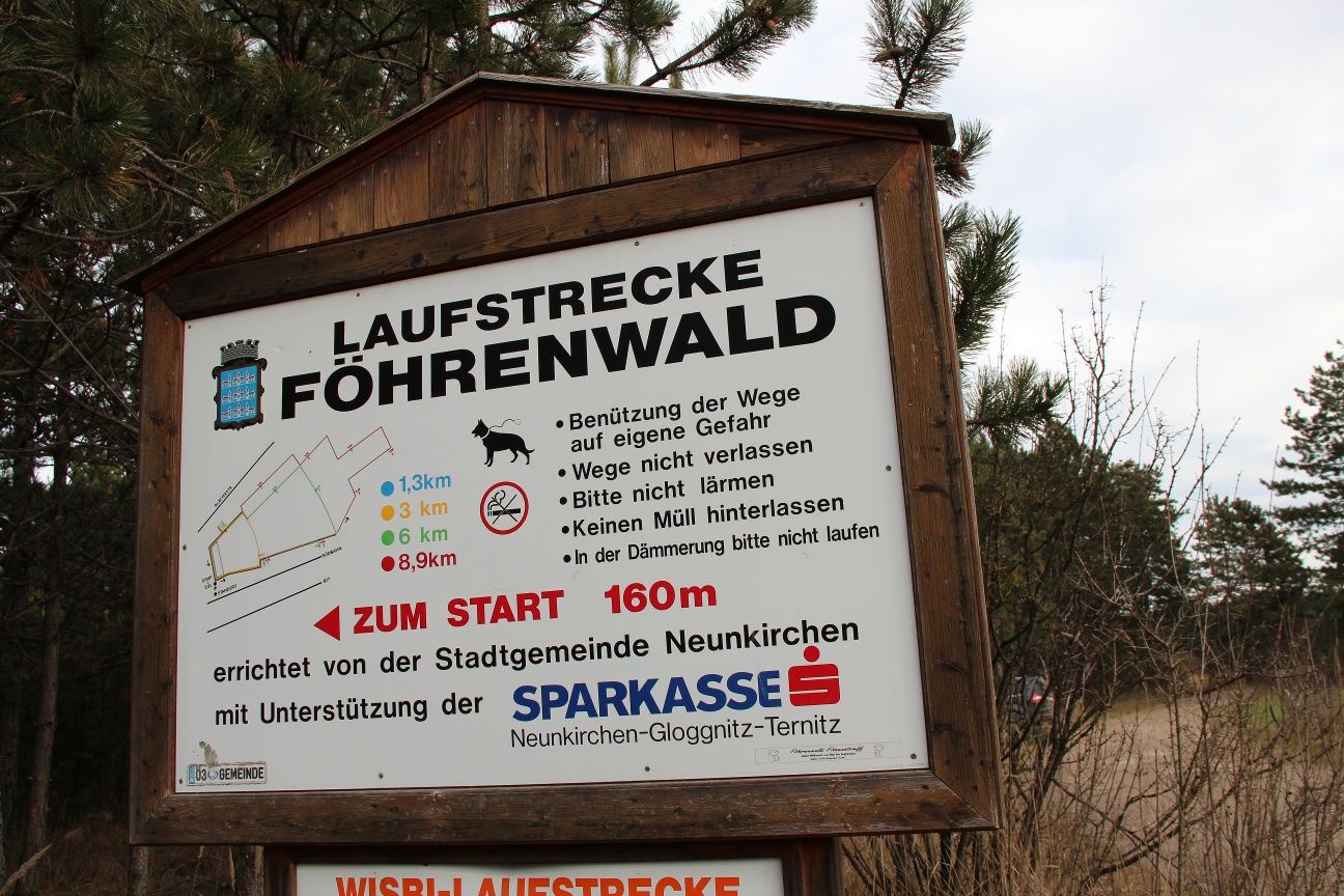 Bežecká trasa Informačná tabuľa Föhrenwald