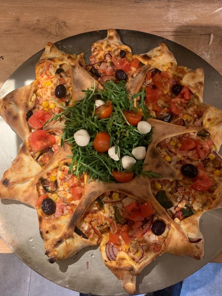 Čerstvá a chutná pizza z pece v reštaurácii Giovanni's