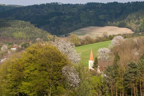 Krajina v blízkosti bane