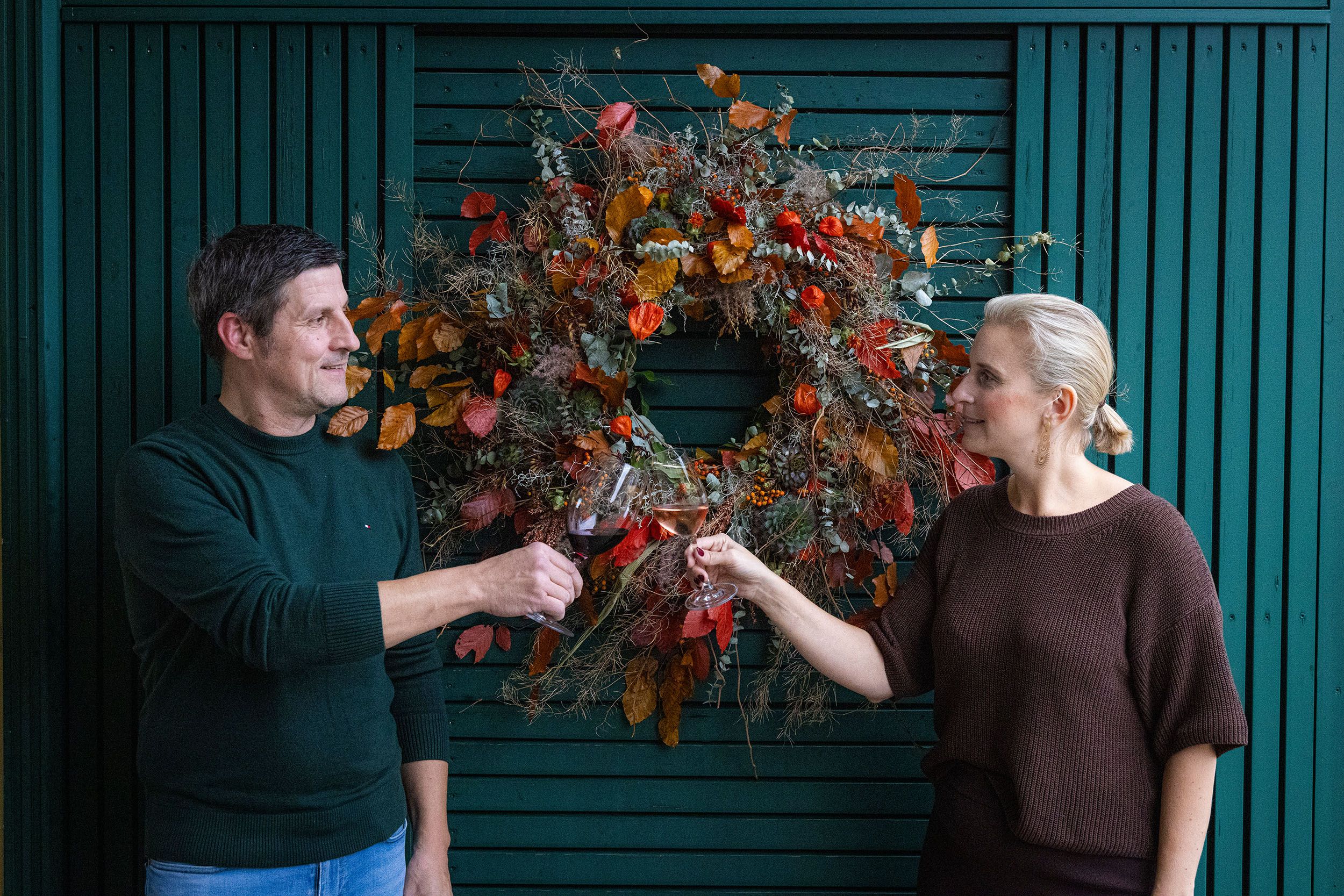 Majitelia vinárstva pri vstupnom portáli