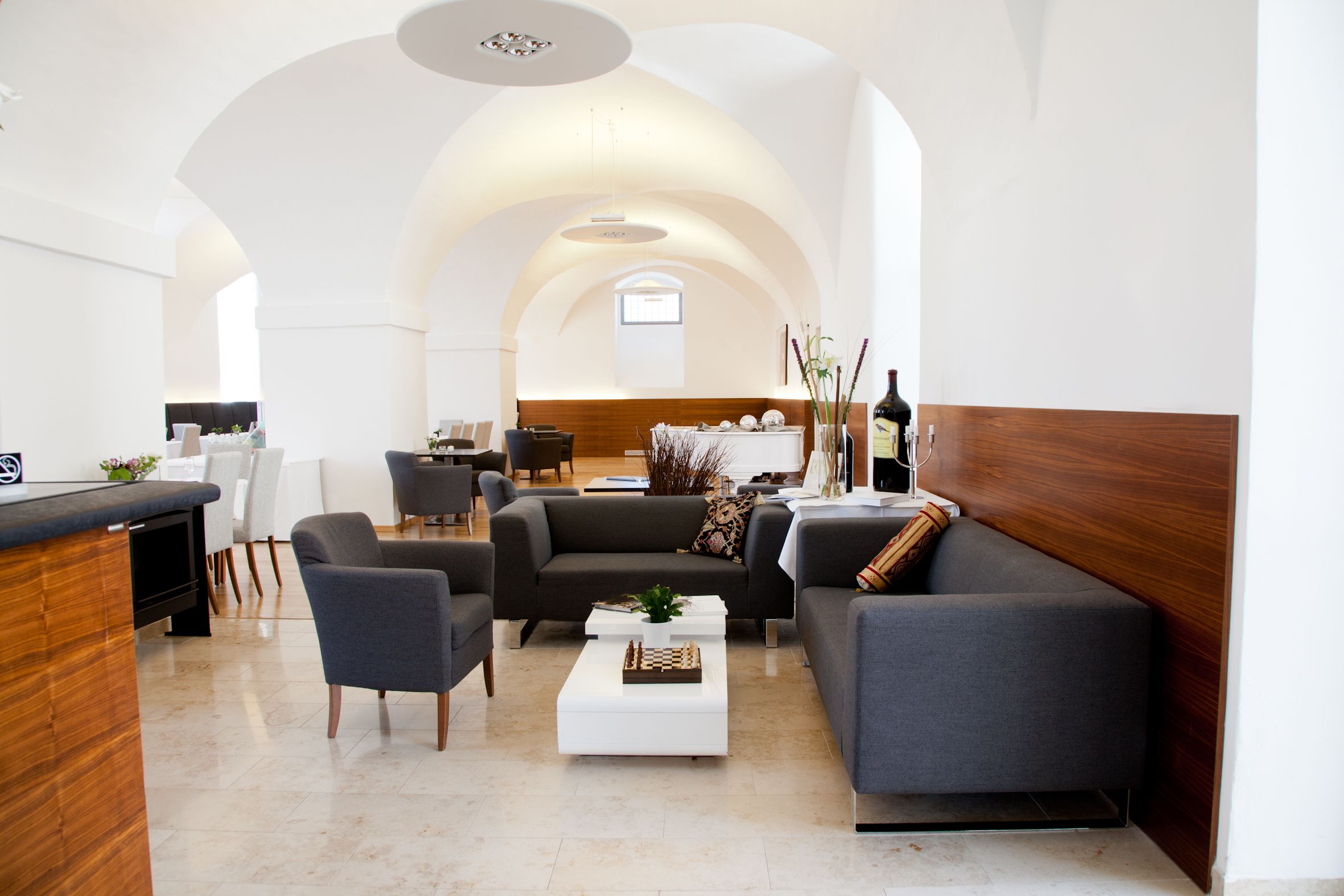Bar-Restaurant