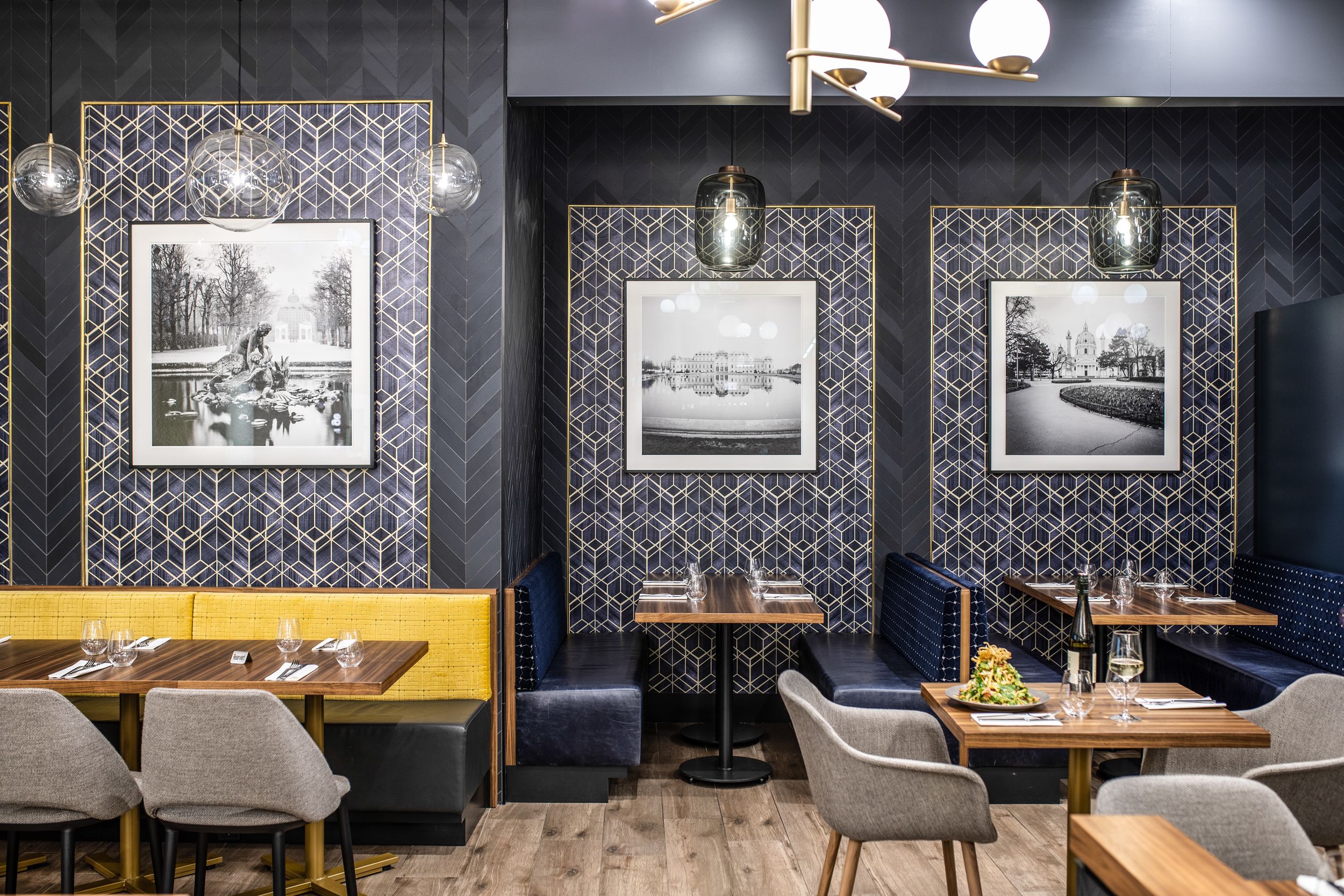 Wolfgang Puck Kitchen + Bar, pohľad do interiéru 