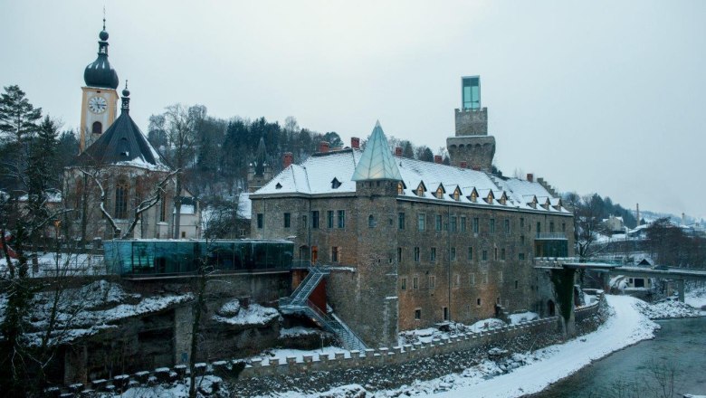 Tourist office in Rothschild Castle, &copy; Stadtmarketing