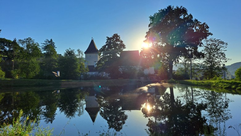 Zámok so zámockým rybníkom, © Pöcksteiner