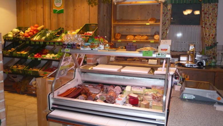 Assortment in the Nibelungen organic store, © Nibelungen Bioladen