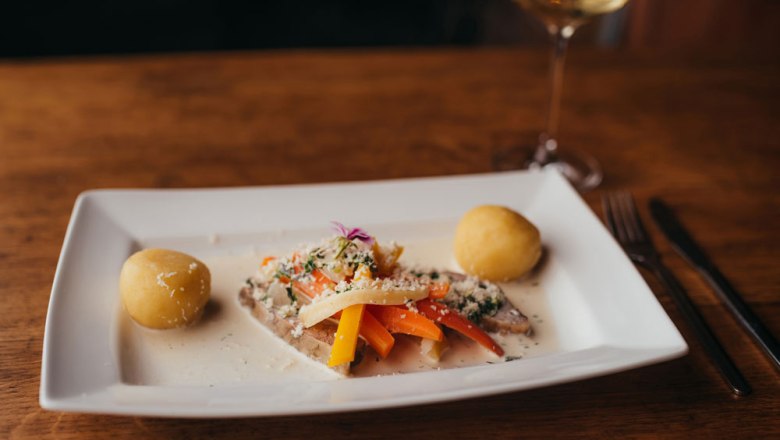 Horseradish meat from pasture-fed beef, root vegetables, dumplings, © Niederösterreich Werbung/Daniela Führer