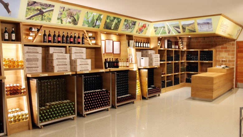 Winery Schwertf&uuml;hrer47er, Sale, &copy; Weingut Schwertf&uuml;hrer 47er