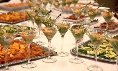 Appetizer buffet, &copy; College Garden Hotel