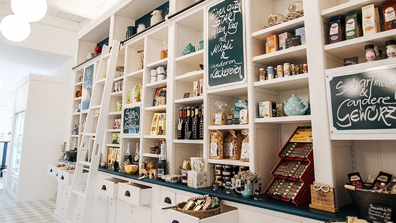 Eis-Greissler farm store inside, © Blochberger Eisproduktion GmbH