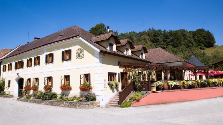 House view, &copy; Gasthaus Buchegger, Foto Buchergger