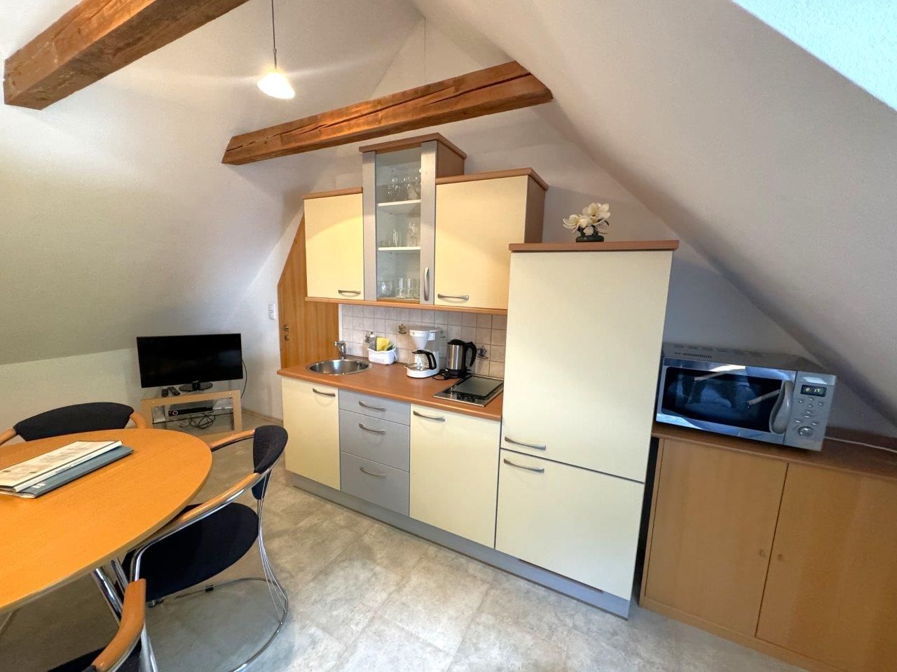 Romantický podkrovný apartmán (3)