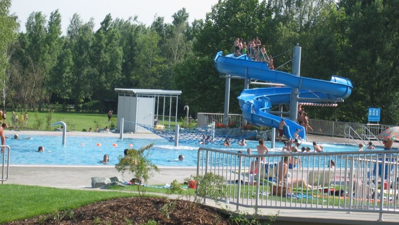Seefeld-Kadolz_Freibad(c)Gemeinde Seefeld-Kadolz, &copy; Gemeinde Seefeld-Kadolz