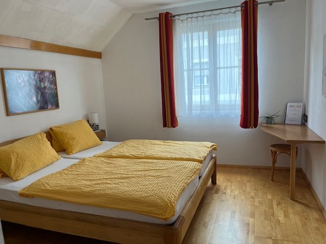 Izba pre hostí