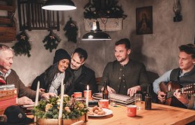 Hotel, © Josef Wittibschlager