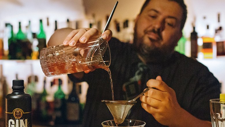 Gerald Straus Americk&yacute; bar Taro, &copy; American Bar Taro