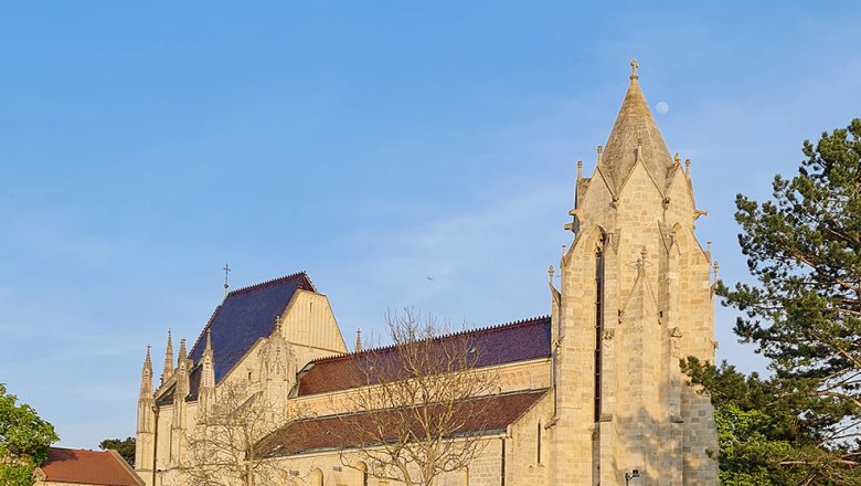 St. Mary's Church Bad Deutsch-Altenburg, &copy; Beyondarts, Sindelar