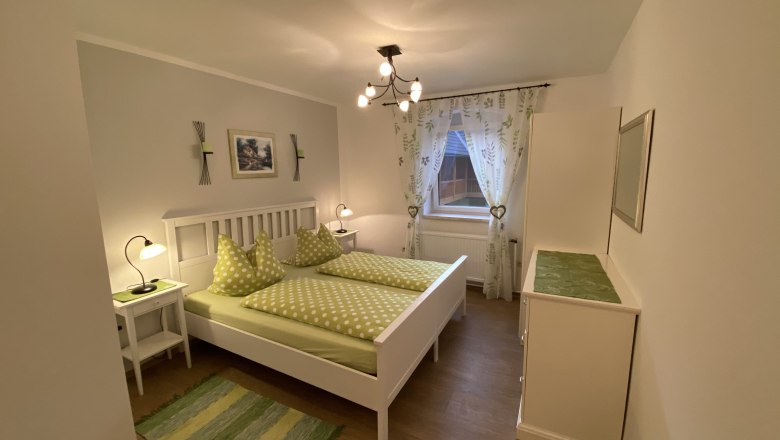 strassbauer_lothspieler_mostputzer_image1, © Lothspieler