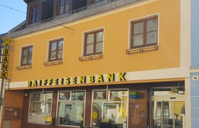Bank branch T&uuml;rnitz, &copy; Raiffeisenbank Traisen-G&ouml;lsental