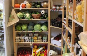 Landhof Laden Kittsee, product shelf, &copy; Landhof Laden Kittsee