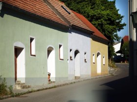 Kellergasse in W&uuml;rmla, &copy; weinfranz.at
