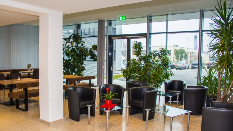 Cafe, &copy; Stadthotel Hollabrunn