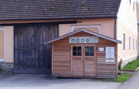 Self-service hut, &copy; Ursula Lembacher