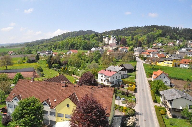 Letecký pohľad na Artstetten s hradom Artstetten 