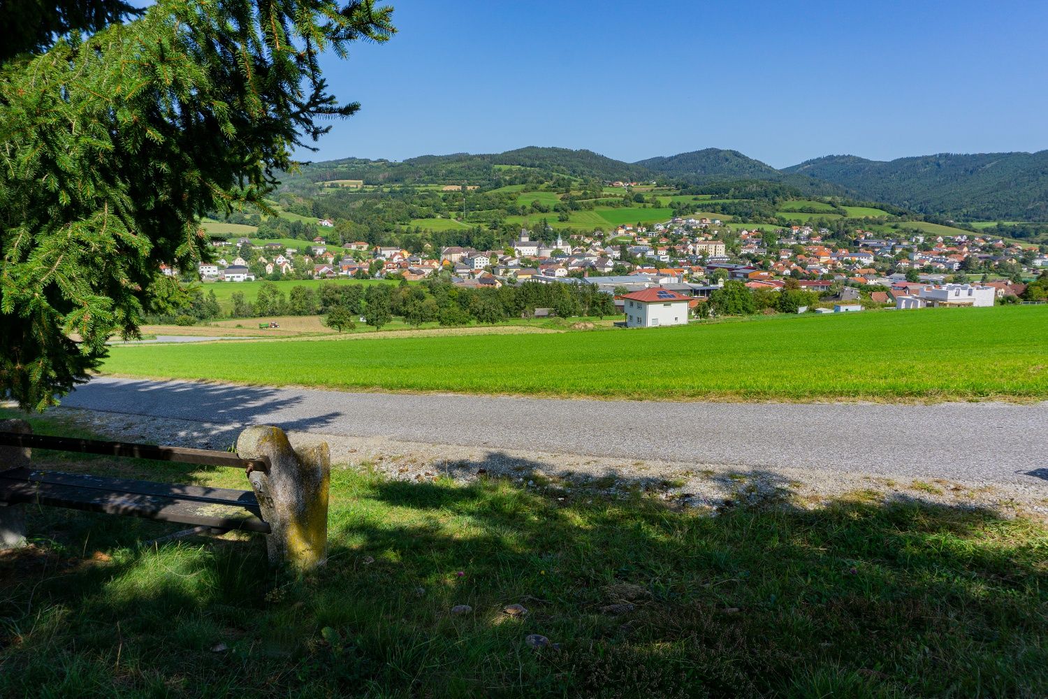 Pred Krempersbachom - pohľad na Pöggstall