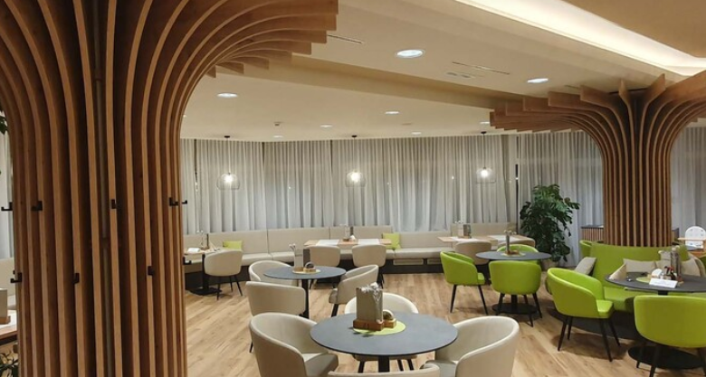 Screenshot 2025-04-17 142503, &copy; Cafe Martini