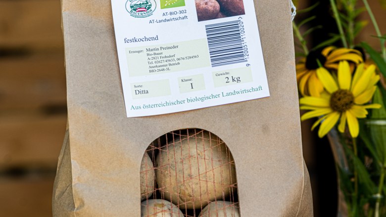 Potatoes, &copy; Martina Siebenhandl