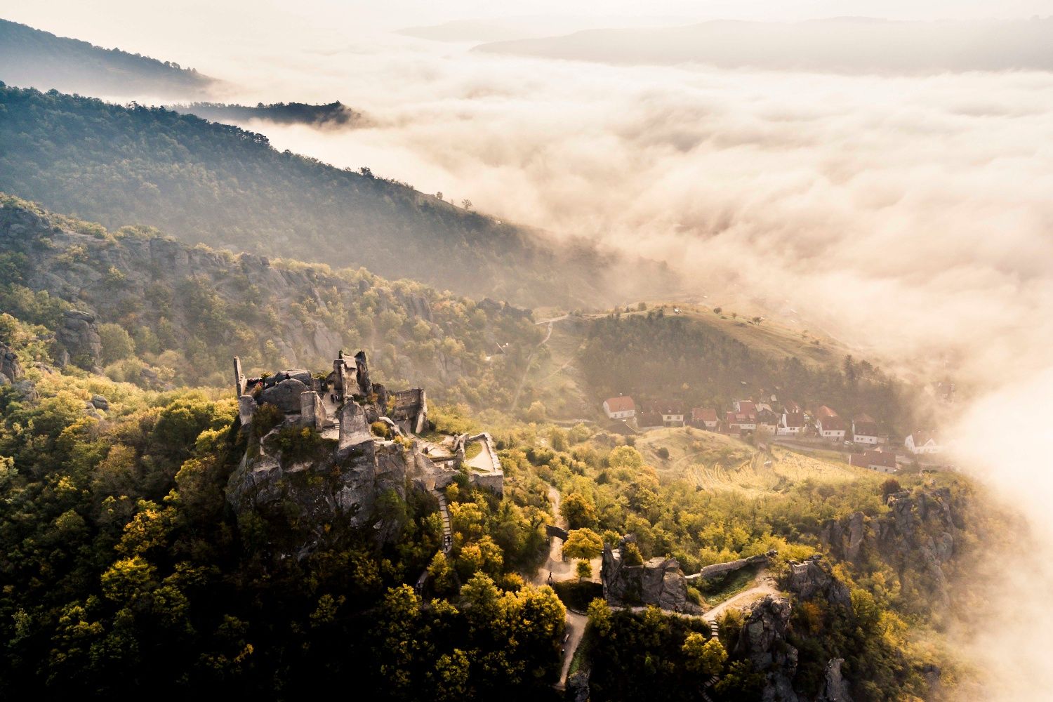 Zrúcanina Dürnstein s hmlou