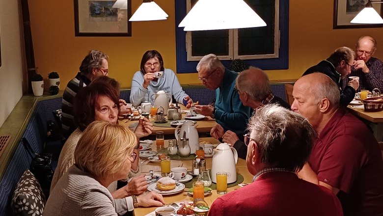 Haus Barbara_strengthening breakfast in the breakfast room, &copy; Haus Barbara