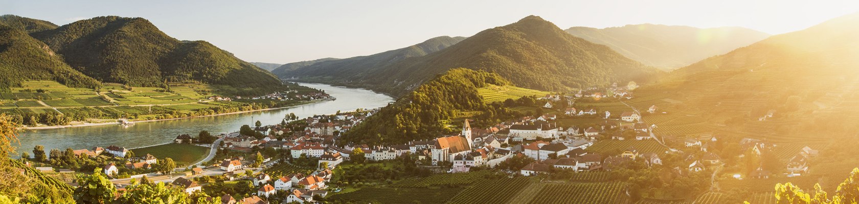 Spitz an der Donau vo Wachau, © Niederösterreich-Werbung/ M. Liebert