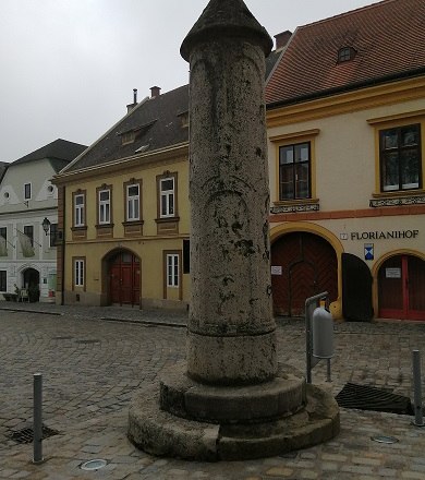 Pillory, &copy; Marktgemeinde Gumpoldskirchen